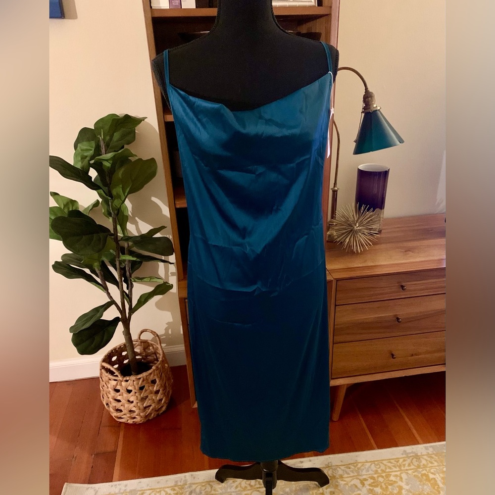 NWT xxxiticat Green Spaghetti Strap Slip Dress Size M